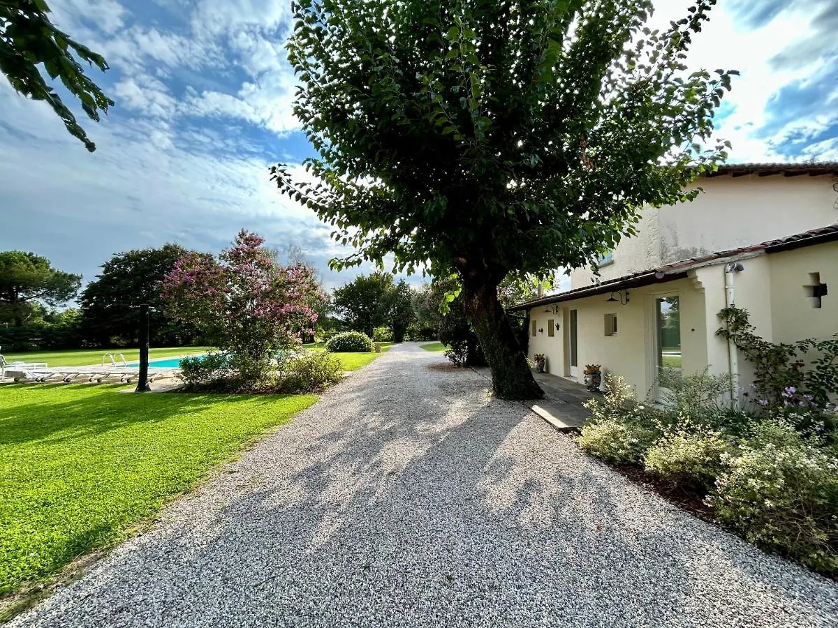 Casa Bellona Montebelluna Italy